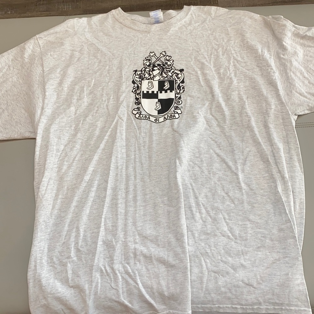 Gildan Ultra Cotton, Men’s 2XL, Grey Tee Shirt